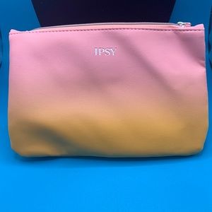 IPSY Bag-FREE Make-Up Sample Inside